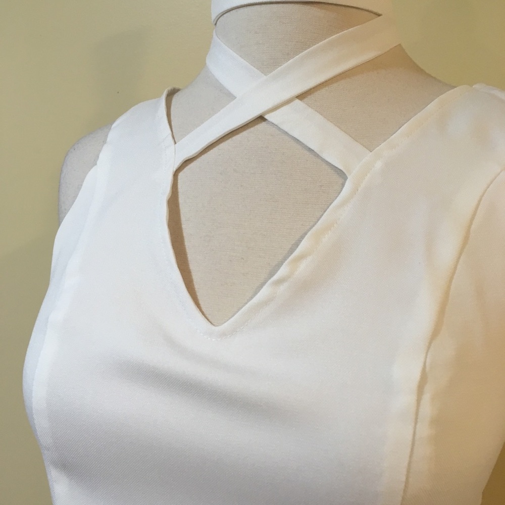 Cross Front Choker Cropped Top Ivory - Picture 5 of 7